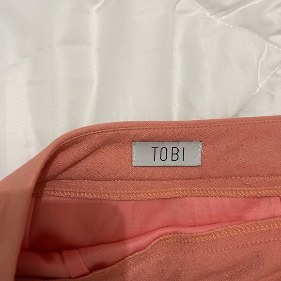 Tobi Scalloped Mini Skirt - Picture 2 of 4